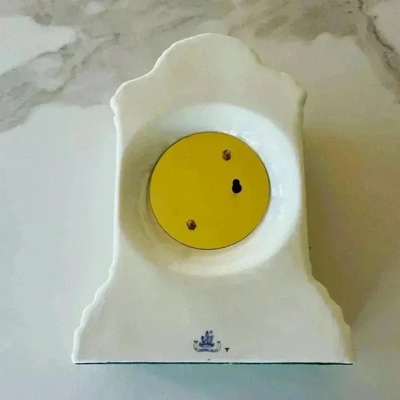 VINTAGE Belleek Cashel  Clock #0090 *NEVER USED* - Picture 8 of 8